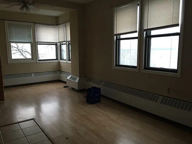 Mendota Lakeshore Apartments LLC — Photo 35