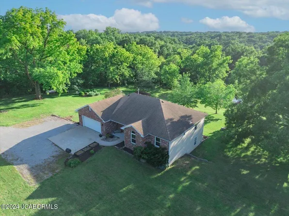 131 County Road 435, New Franklin, MO 65274