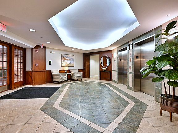 5th image of 875 E 22nd St APT 104