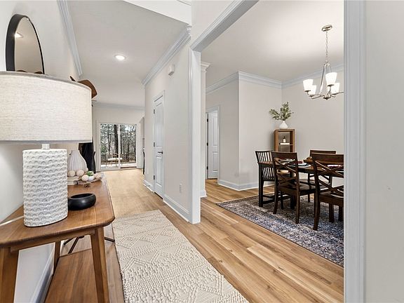 4th image of 505 Firetower Rd