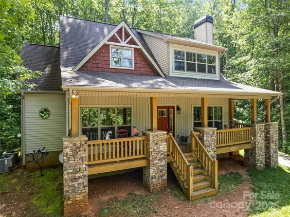 389 Manna Way, Sylva, NC 28779
