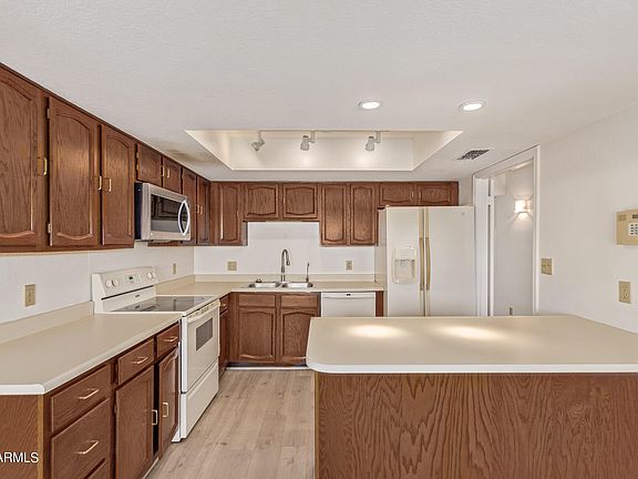4th image of 8215 N 21ST Drive #D205