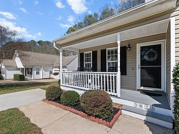 3rd image of 3825 Lodgepole Ln