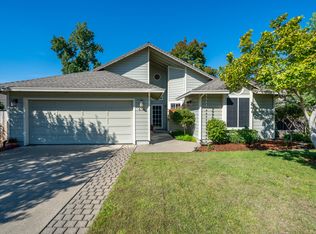 636 Saint Thomas Pkwy, Redding, CA 96003