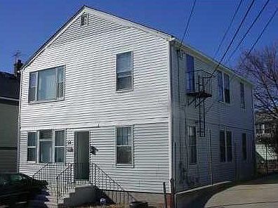 2nd image of 54 Commodore St