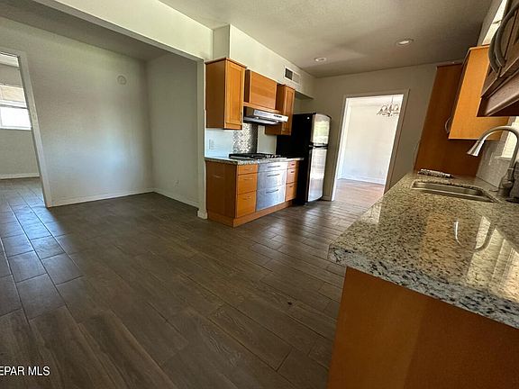 5th image of 6024 Isabella Dr