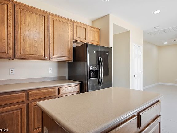 5th image of 4337 San Gabriel Hill Ave