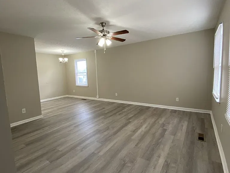 338 Whitehead Rd — Photo 2