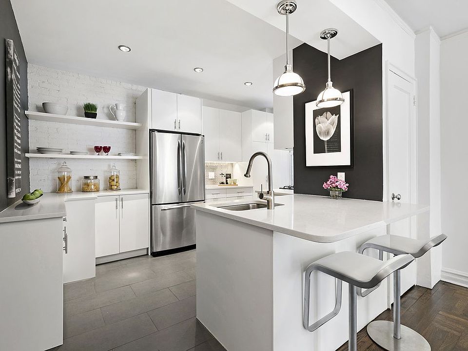 1st image of 325 E 77th St APT 3D