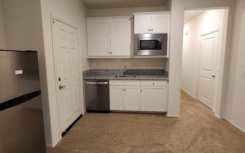 13028 Sierra Madre Ct, Victorville, CA 92394 Zillow