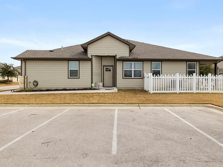 1701 Logan Dr #53 — Photo 3
