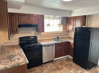 66 Clinton St APT 1, Whitesboro, NY 13492