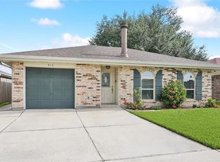 812 Dolphin Ct, Kenner, LA 70065