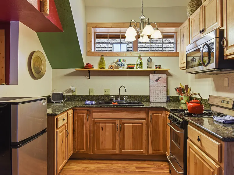 641 Chad Rd — Photo 44