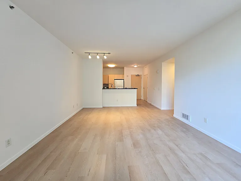 1 Lakeside Dr #211 — Photo 11