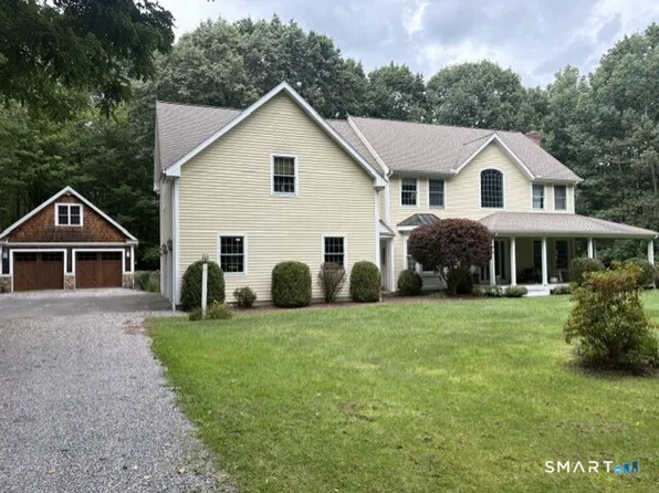 97 Troutwood Drive, New Hartford, CT 06057