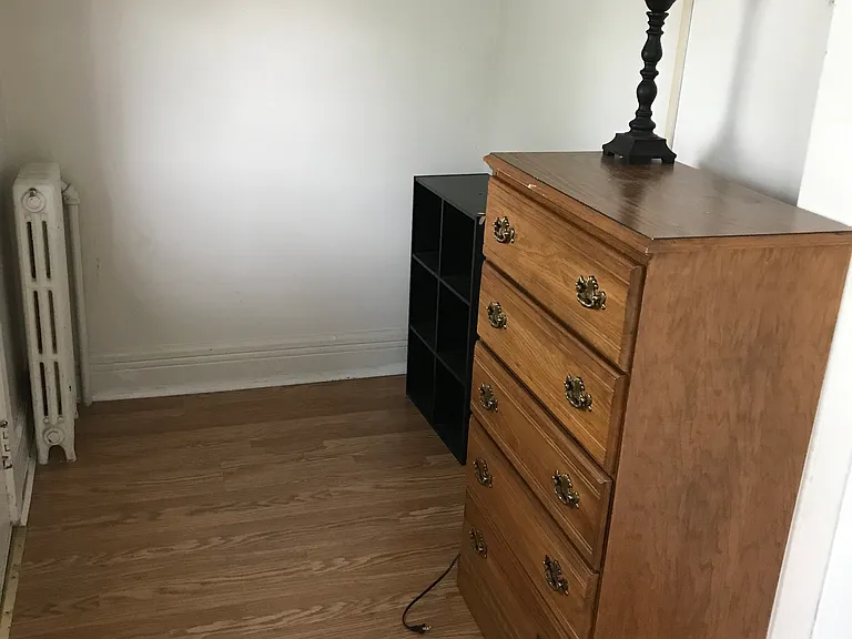 274 Manning Blvd #2 — Photo 5