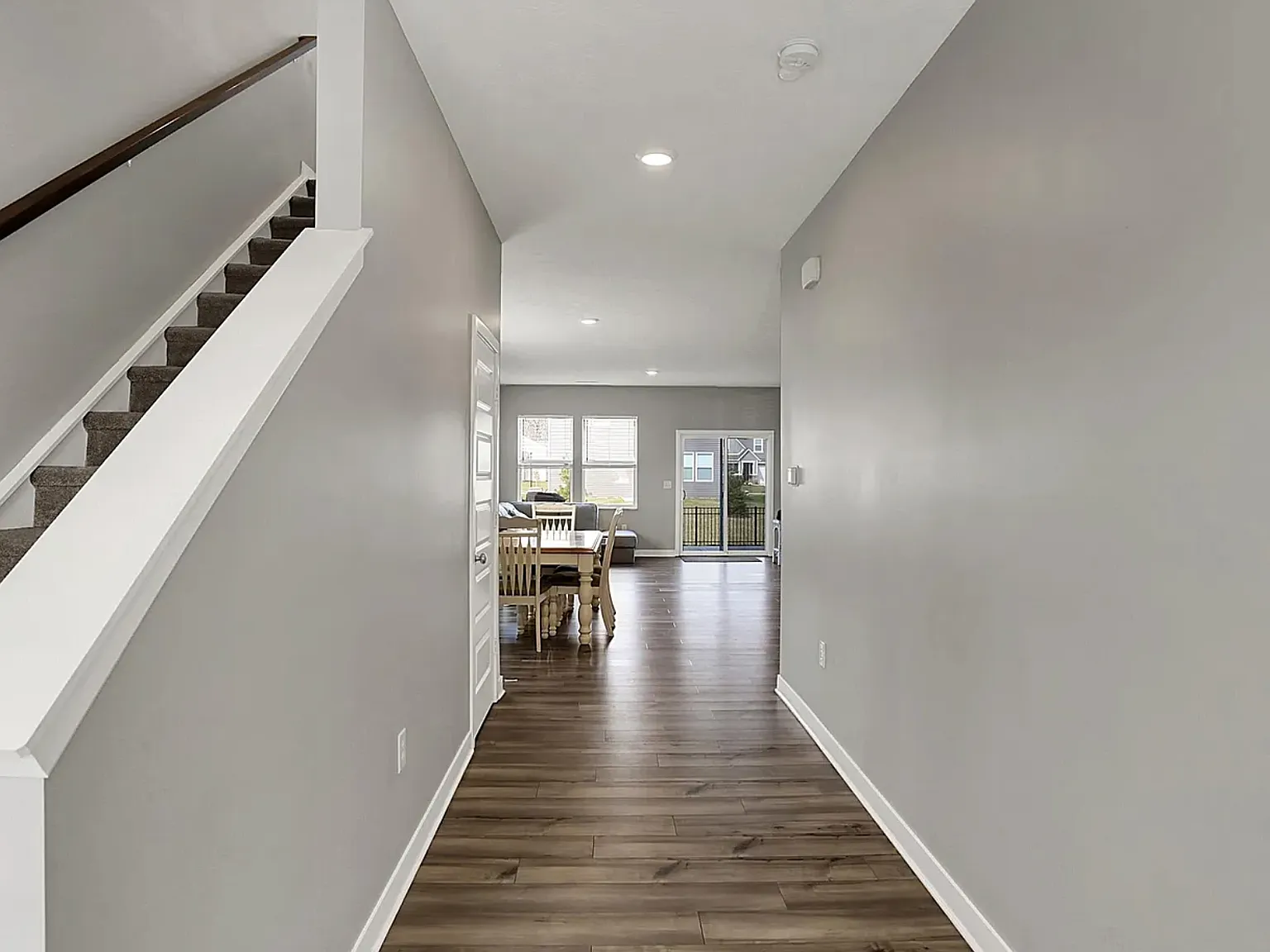 8583 Strabet Dr — Photo 4