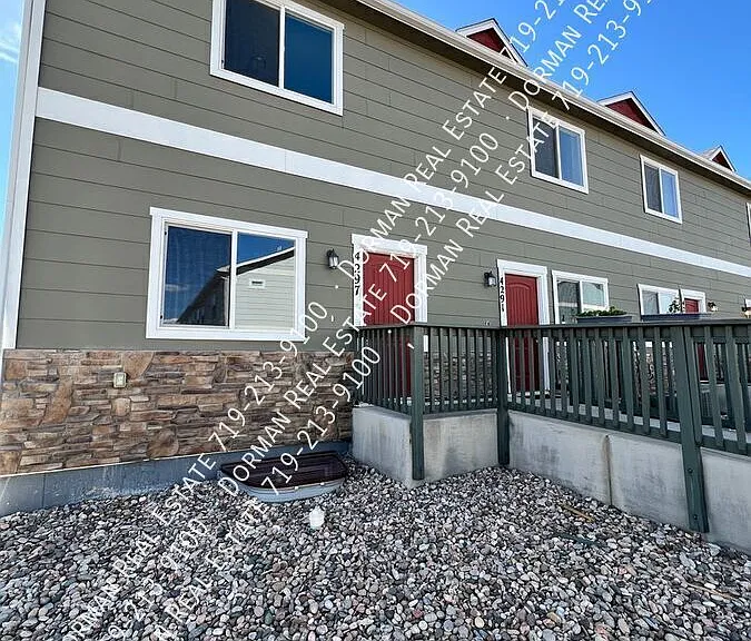 4297 Perryville Point — Photo 1