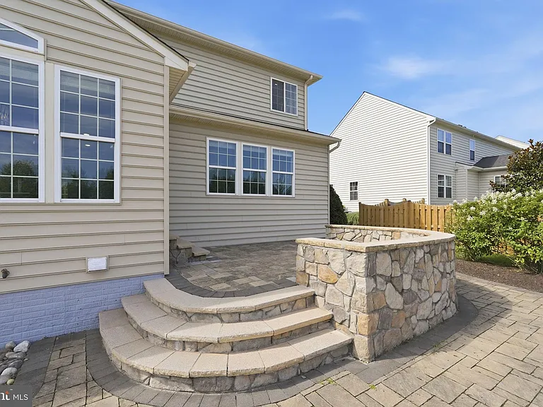 42222 Cameron Parish Dr — Photo 53