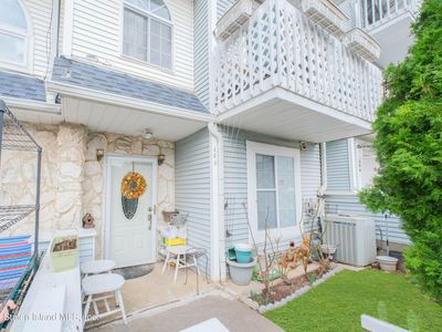 40 Country Dr N #A, Staten Island, NY, 10314