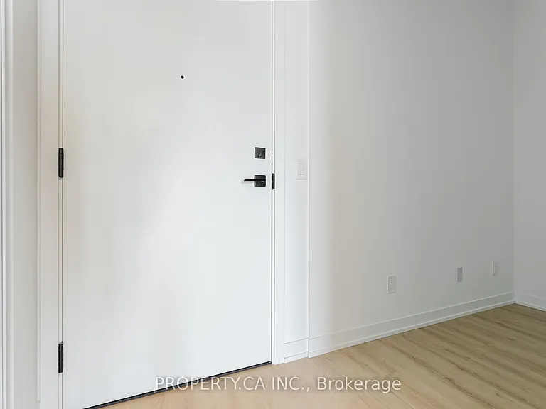 319 Jarvis St #LPH16 — Photo 15
