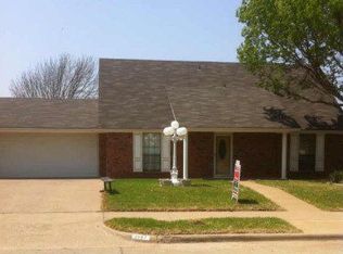 1647 E Pleasant Dr, Midlothian, TX 76065
