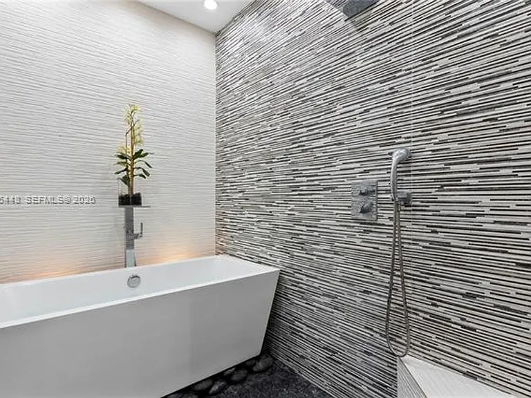 8133 SW 118th Ct #Townhouse 8133 — Photo 19