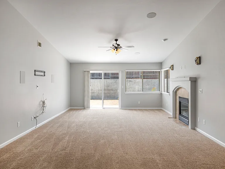 204 Brunos Ct — Photo 12
