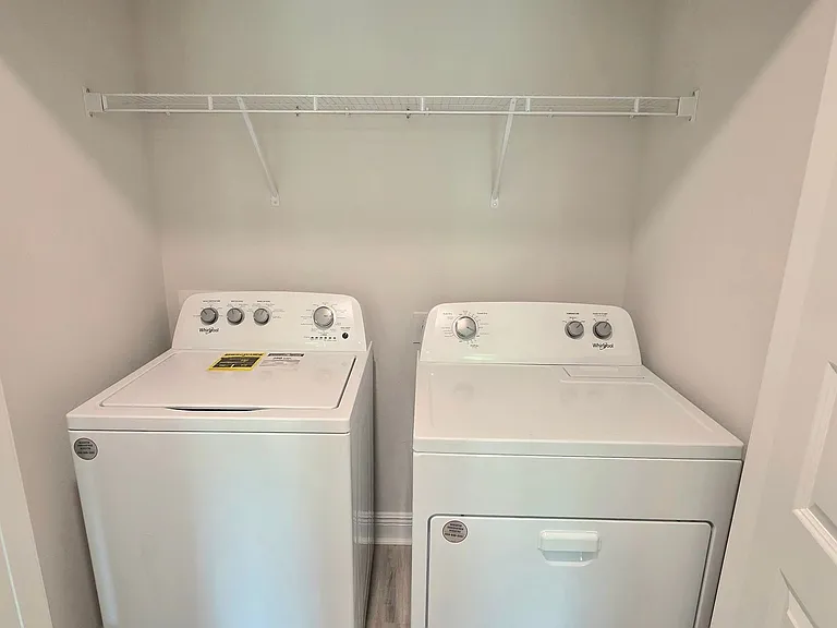 8742 Meadow Flower Ln — Photo 13
