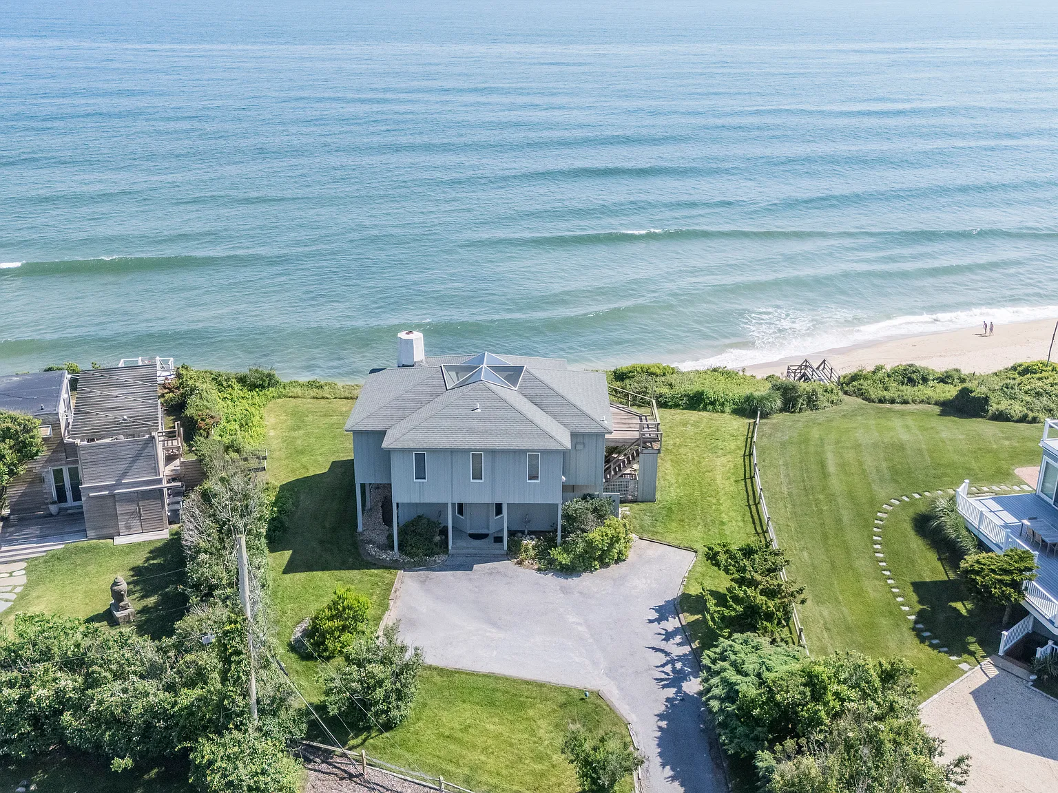 Montauk Oceanfront — Photo 4