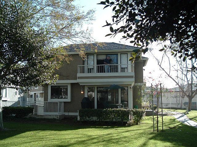 Front_House
