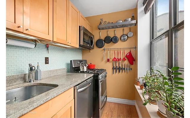 Sold by Douglas Elliman | media 3