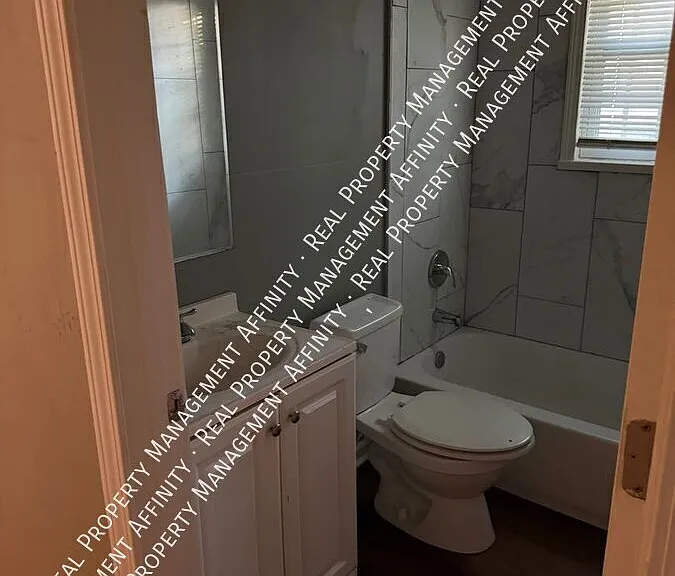 1751 Bismark St #A — Photo 14