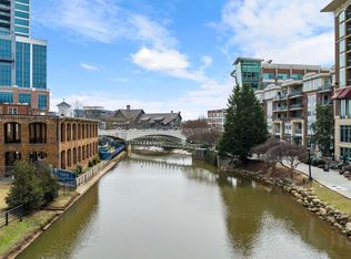 154 Riverplace UNIT 402, Greenville, SC 29601