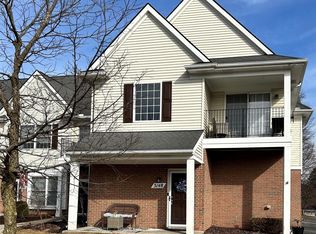 3148 Kneeland Cir, Howell, MI