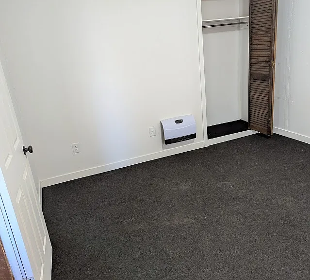 228 Sprague St — Photo 8