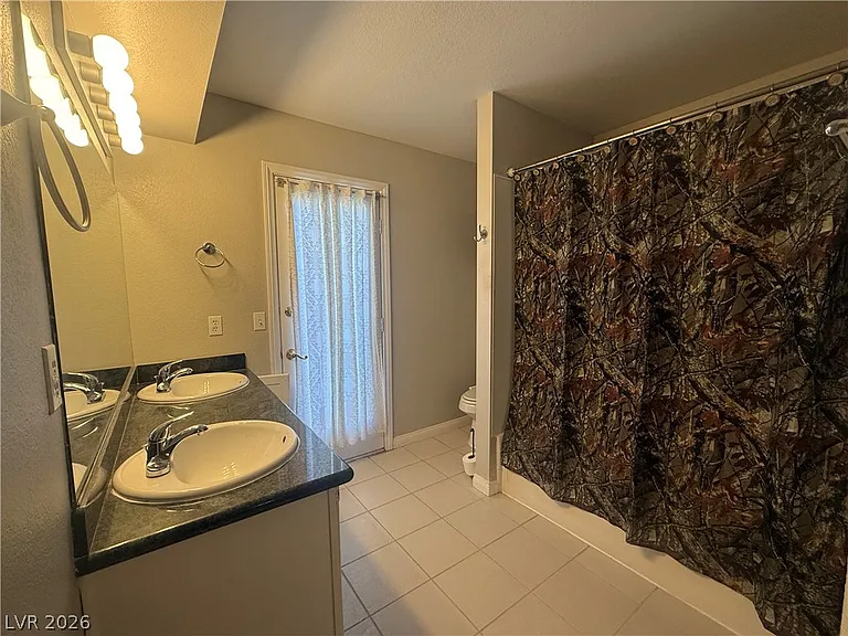 817 Schooner Dr — Photo 10
