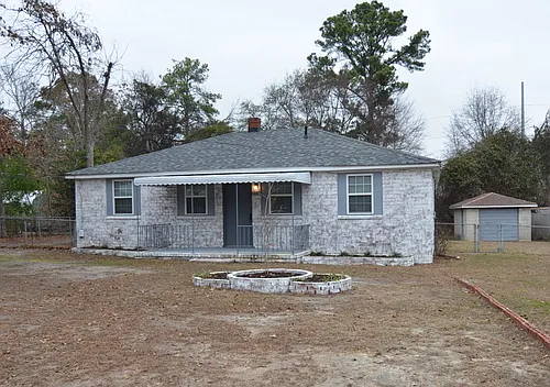 2111 Cadden Rd Photo 1