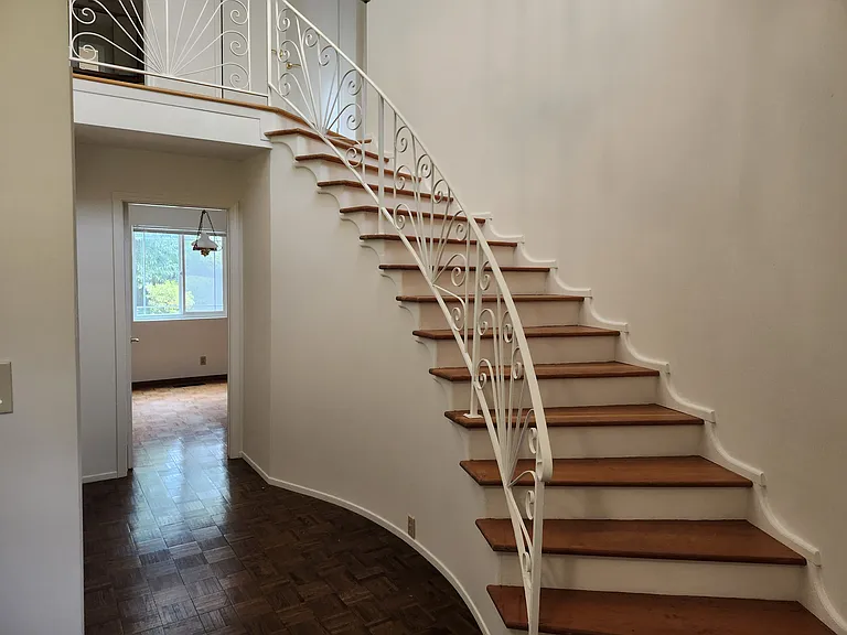 141 Meese Ct — Photo 3