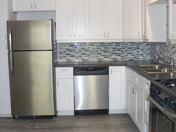 5th image of 155 Holly Ave APT 2