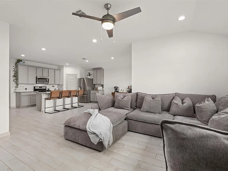 13517 Bonita Island Way — Photo 11