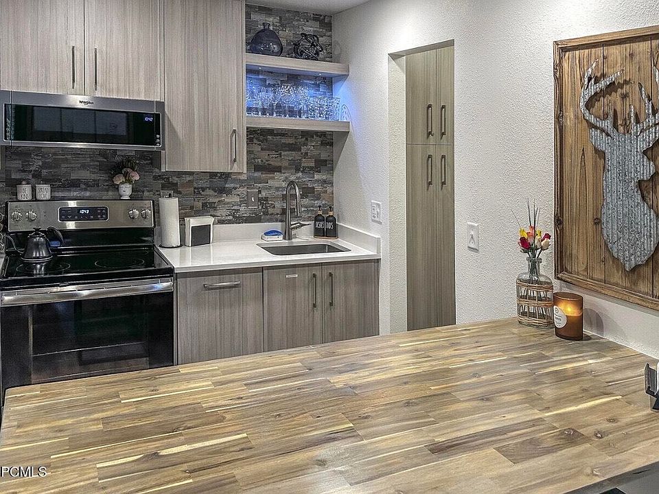1st image of 2025 Canyons Resort Dr APT E4