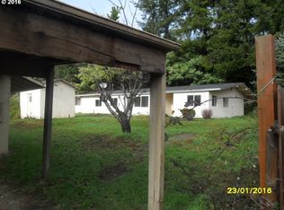 63384 Idaho Dr, Coos Bay, OR 97420