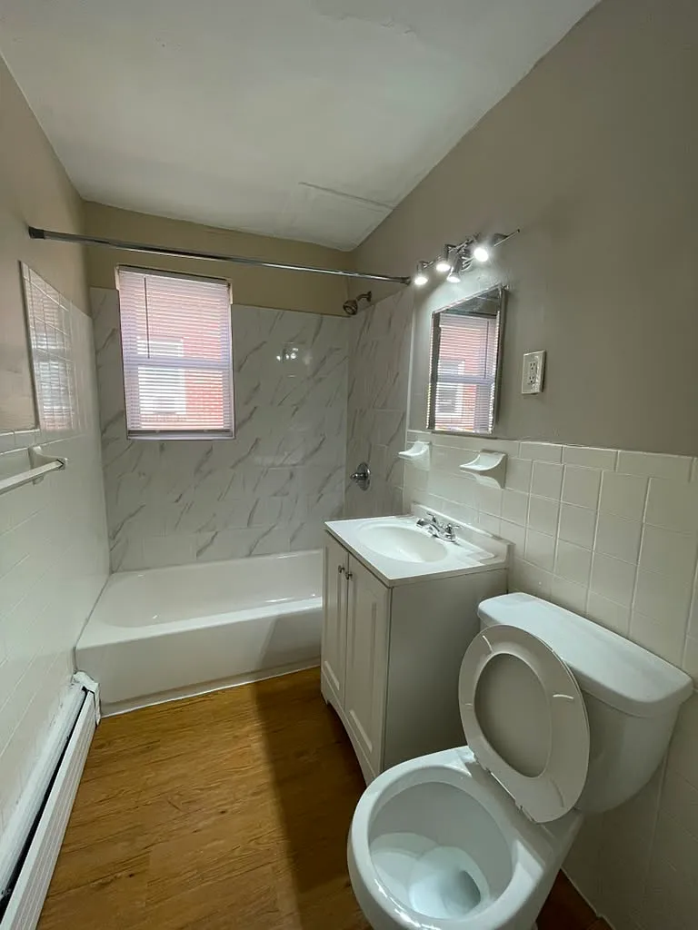 Studio, $1,095 — Photo 2