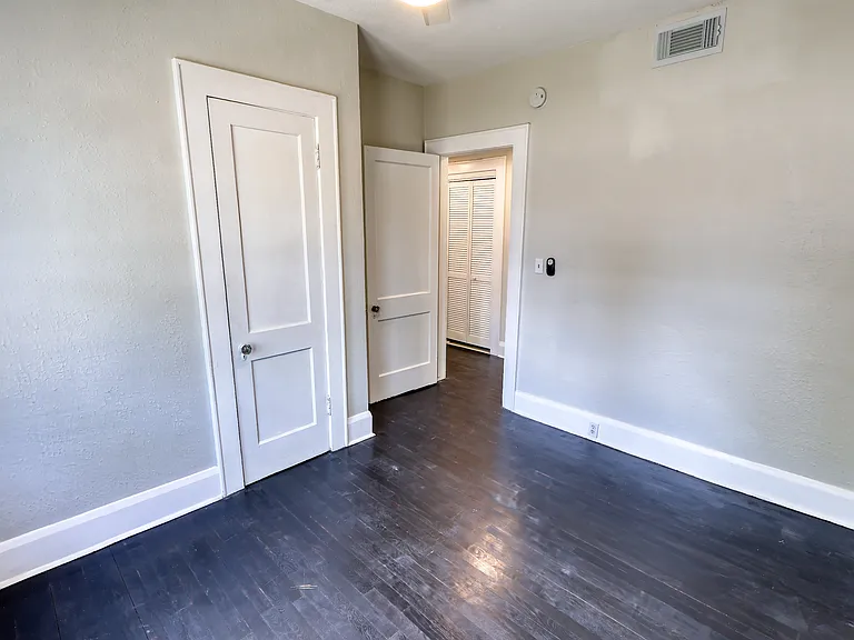 4015 N Seminole Ave #2 — Photo 16