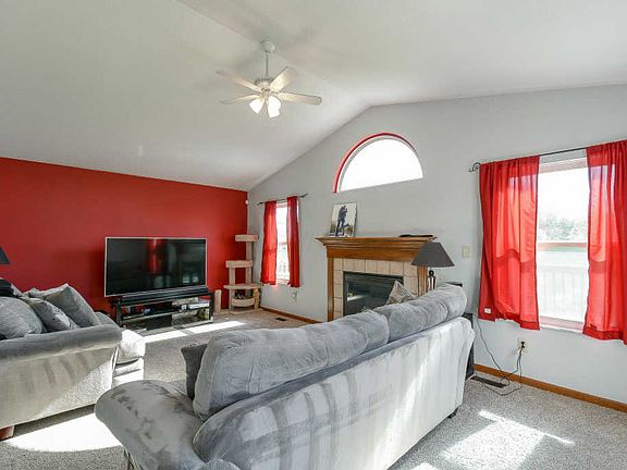 2nd image of 4742 Founders Dr