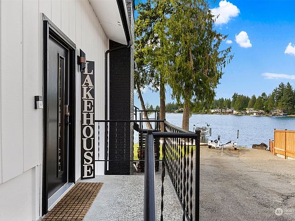 5th image of 20306 Church Lake Drive E