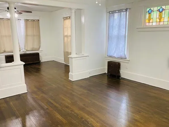 61 Violet Ave, Poughkeepsie, NY 12601