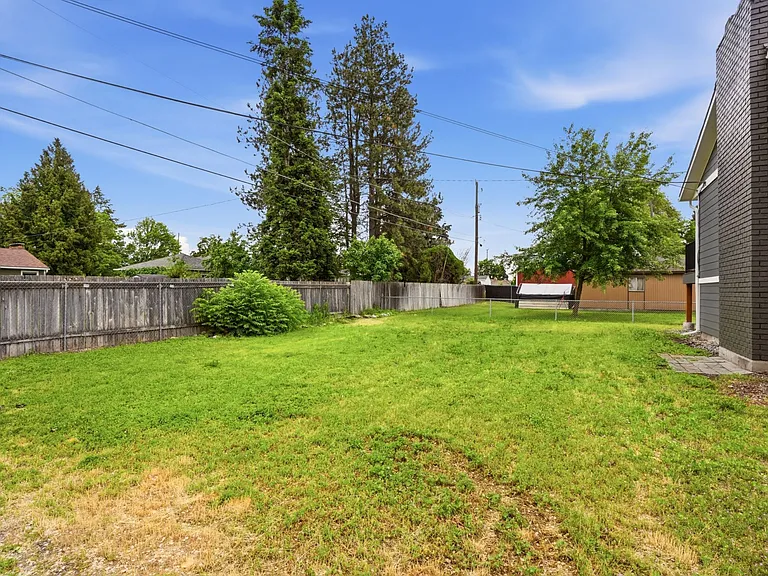 3010 N Willow Rd — Photo 11